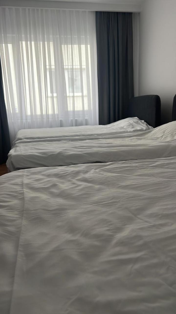 Pristina Kosovo Inn Kültér fotó
